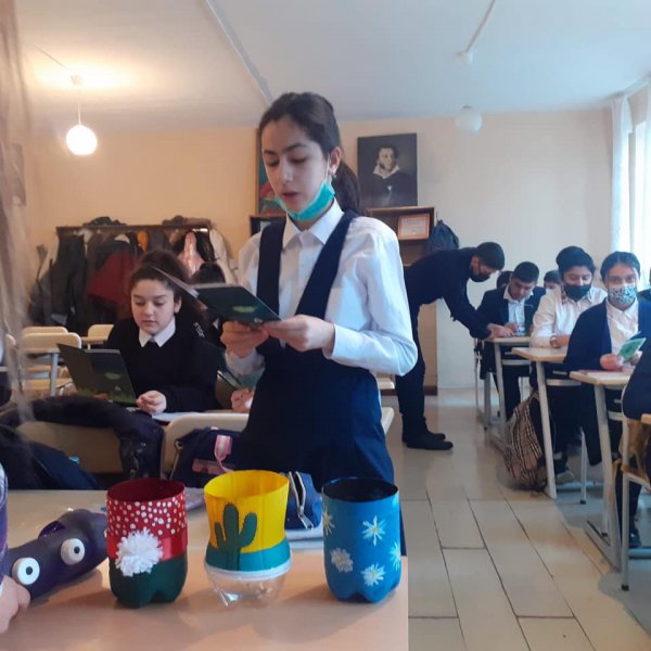Sumqayıtda şagirdlərə ekoloji problemlər və yenidən emalla bağlı biliklər verilib - FOTOLAR