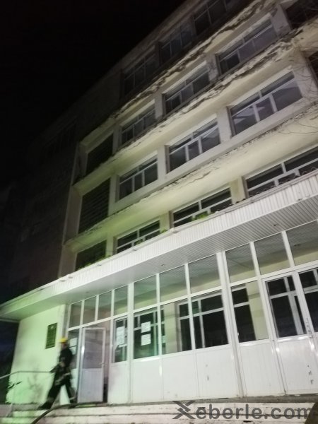Sumqayıtda xəstəxanada baş verən yanğından görüntülər... - VİDEO (FOTOLAR)