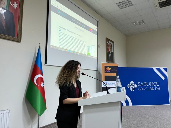 Sabunçu və Sumqayıtda "For Students" layihəsinin təqdimatı keçirilib - FOTOLAR