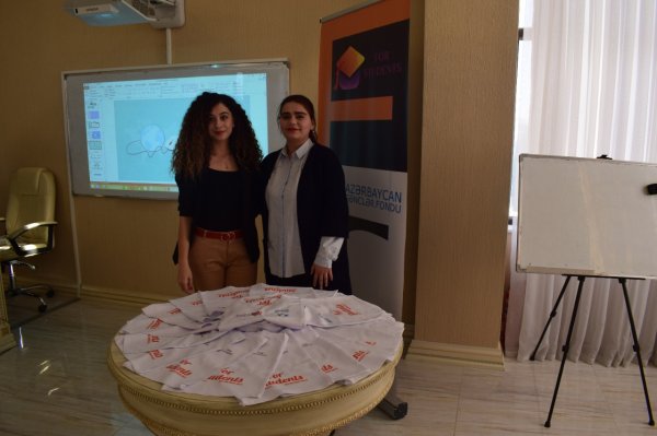 Sabunçu və Sumqayıtda "For Students" layihəsinin təqdimatı keçirilib - FOTOLAR