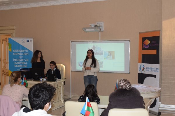 Sabunçu və Sumqayıtda "For Students" layihəsinin təqdimatı keçirilib - FOTOLAR