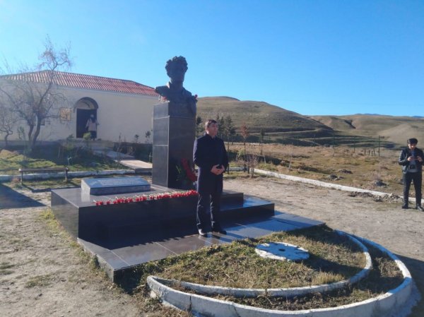 Mikayıl Müşfiqin anım gününə həsr olunmuş tədbir keçirilib - FOTO