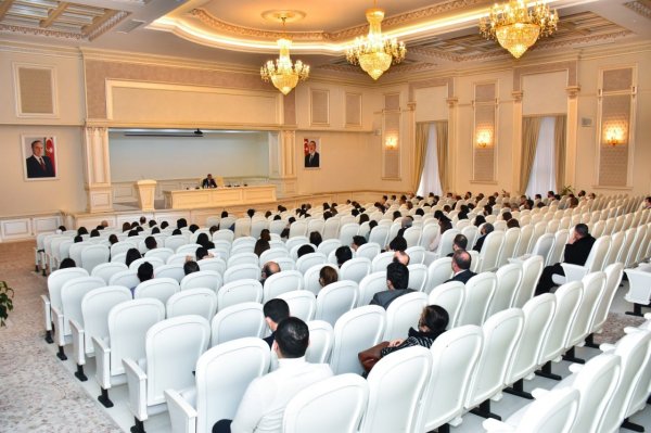 Sumqayıtda rəis müşavirə keçirdi, tapşırıqlar verdi - FOTOLAR