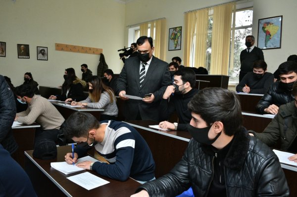 Sumqayıt Dövlət Universitetində "Açıq qapı" günü keçirilib - FOTOLAR