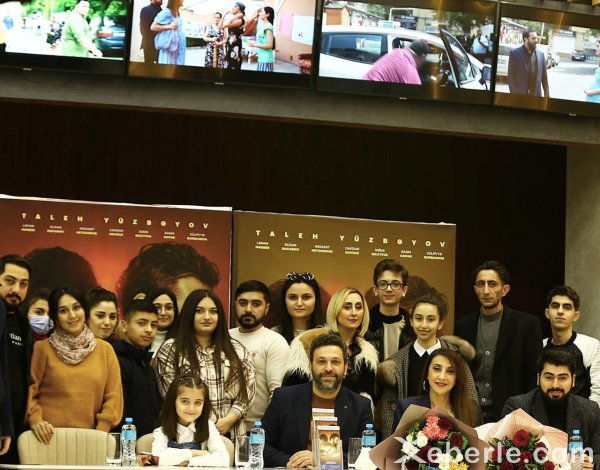 "Zəhər Tuluğu"nun  Sumqayıtdakı imza günündən FOTOLAR