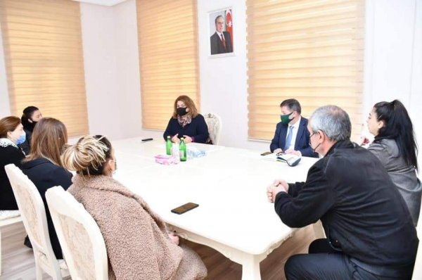 Hicran Hüseynova Sumqayıtda şəhid ailələri ilə görüşüb -FOTOLAR