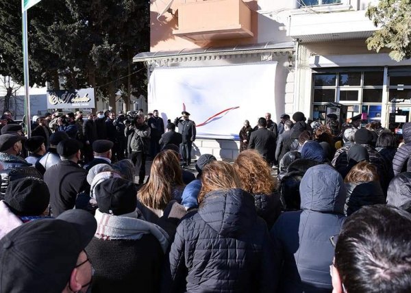 Millət vəkili Sumqayıtda şəhidlərin xatirə barelyefinin açılışında iştirak edib -FOTO