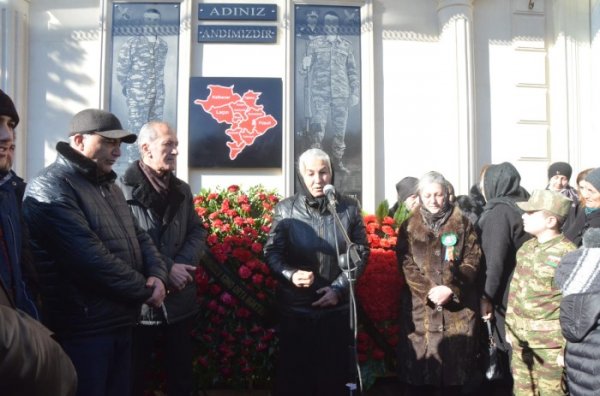 Sumqayıtda Vətən müharibəsi şəhidlərinin xatirəsinə həsr olunmuş barelyefin açılışı olub -FOTO