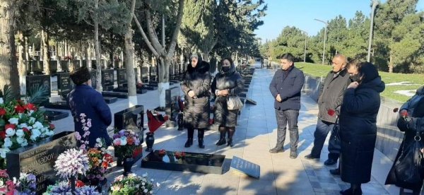 Sumqayıtda şəhid ailəsi ziyarət edildi -FOTO