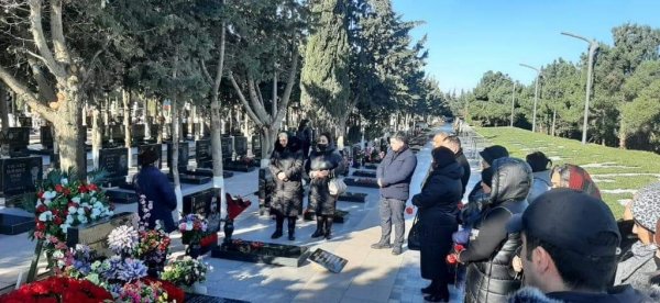 Sumqayıtda şəhid ailəsi ziyarət edildi -FOTO