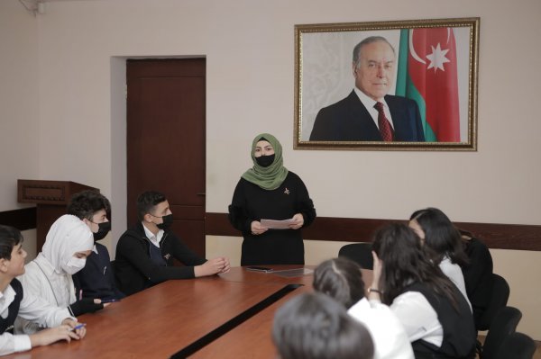 Sumqayıtda əvvəl muzeyi ziyarət etdilər, sonra esse yazdılar - FOTOLAR