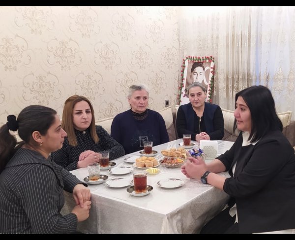 Sumqayıtda Vətən müharibəsi şəhidinin ailəsi ziyarət edildi - FOTOLAR