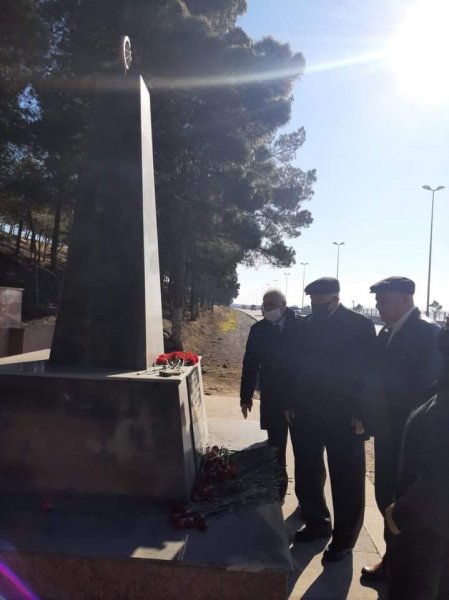 Sumqayıt yolunda şəhid olan alimlərin xatirəsi yad edilib - FOTOLAR