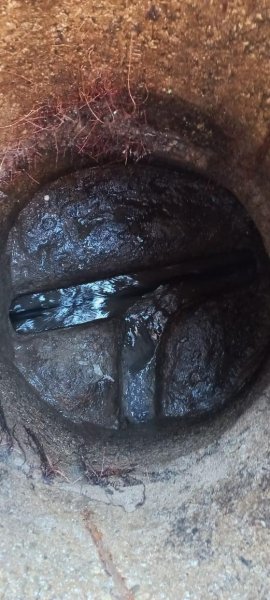 Sumqayıtda oğurlanan kanalizasiya borusu yenisi ilə əvəz edilib, quyular isə yuyulub - FOTO