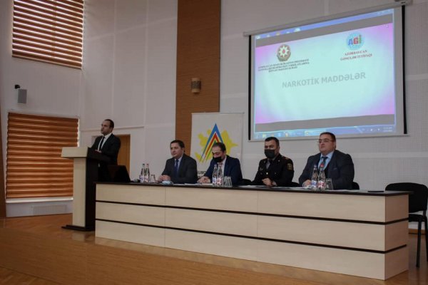 Sumqayıtda “Gəncləri Dini radikalizm –ekstremizm və narkomaniyanın zərərli təsirlərindən qoruyaq“ adlı görüş keçirilib - FOTO