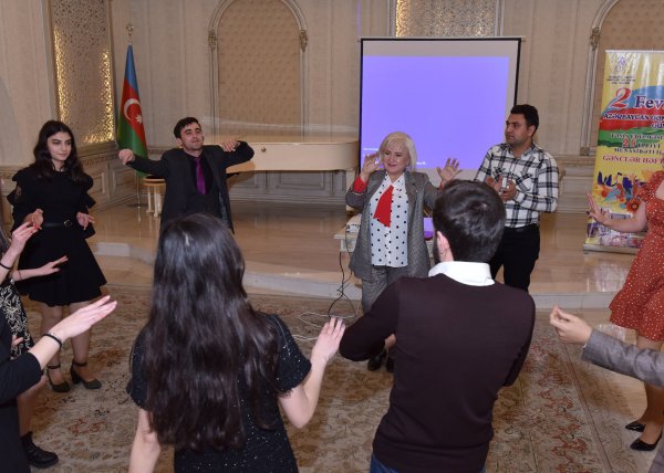 Sumqayıt ayparaçıları Gənclər Gününü qeyd etdi - FOTOLAR