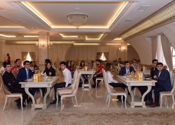 Sumqayıt ayparaçıları Gənclər Gününü qeyd etdi - FOTOLAR