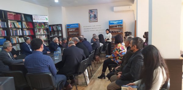 Sumqayıtda yazıçı-publisist Arif Ərşadın kitabının təqdimatı keçirilib - FOTOLAR
