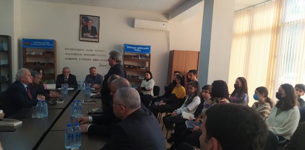 Sumqayıtda yazıçı-publisist Arif Ərşadın kitabının təqdimatı keçirilib - FOTOLAR