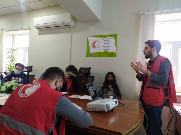 Sumqayıtda Psixososial dəstək təlimi keçirilib - FOTOLAR