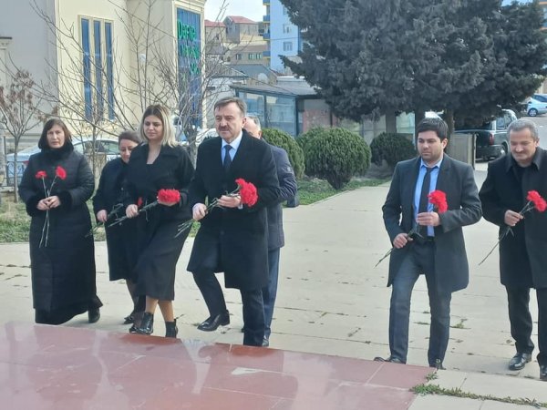 Əliağa Vahidin xatirəsi yad edilib - FOTO