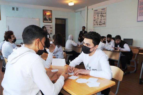 Sumqayıtın "Sənətkar"ı qalib oldu - FOTO Sumqayıtın "Sənətkar"ı qalib oldu - FOTO