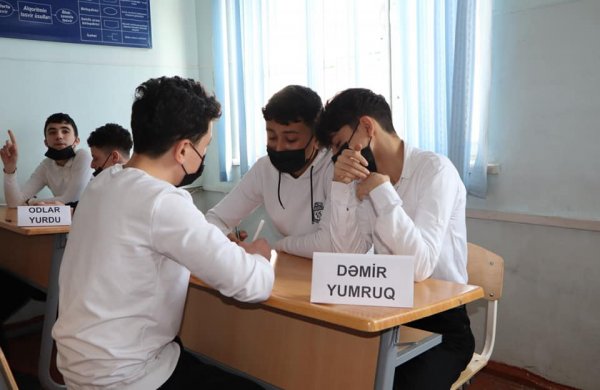 Sumqayıtın "Sənətkar"ı qalib oldu - FOTO Sumqayıtın "Sənətkar"ı qalib oldu - FOTO