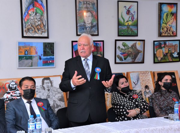 Bakı və Sumqayıt məktəbliləri Xocalını andılar - FOTOLAR