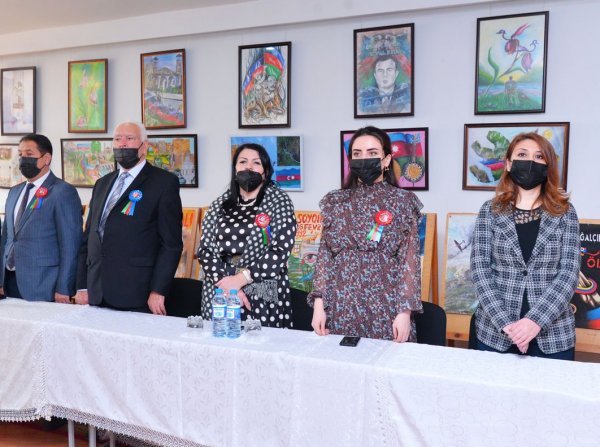 Bakı və Sumqayıt məktəbliləri Xocalını andılar - FOTOLAR