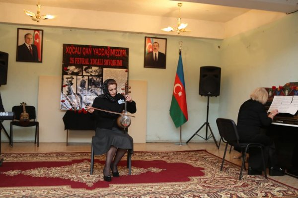 Xocalı soyqırımı Qubadlı məktəbinin kollektivi tərəfindən də anılıb - FOTOLAR
