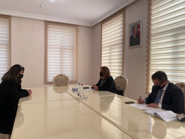 Sumqayıtın deputatı vətəndaşların problemini yerindəcə həll etdi - FOTOLAR