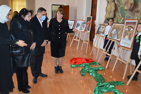 Sumqayıtda Nəriman Nərimanov adına Mədəniyyət Mərkəzində Xocalı Soyqırımının 30 illiyi ilə əlaqədar tədbir təşkil edilib - FOTO