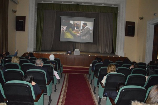Sumqayıtda Nəriman Nərimanov adına Mədəniyyət Mərkəzində Xocalı Soyqırımının 30 illiyi ilə əlaqədar tədbir təşkil edilib - FOTO