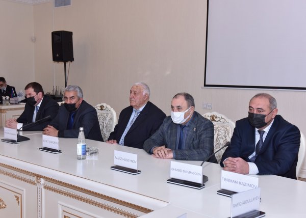 YAP Sumqayıt şəhər təşkilatının sədri Ramiz Hüseynov şəhər ictimaiyyətinə təqdim olunub - FOTO