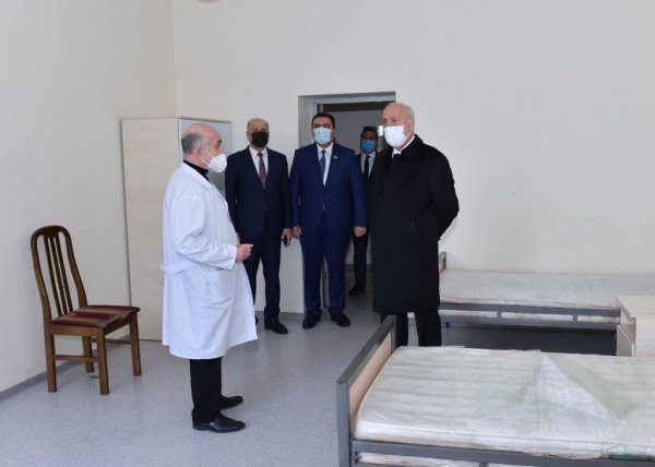 Zakir Fərəcov xəstəxanaya getdi, mövcud vəziyyətlə tanış oldu – FOTOLAR