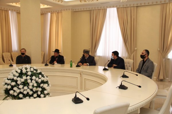 Dövlət Komitəsinin sədri Sumqayıtda vətəndaşları qəbul edib - FOTO