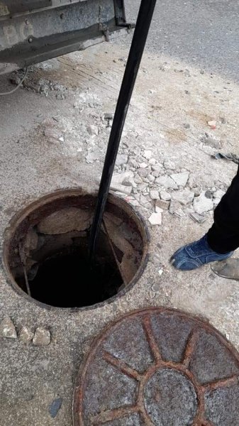 Sumqayıtda kanalizasiya quyularının  təmizlənməsi prosesi davam edir -FOTOLAR