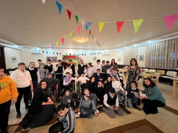 Qubadlı Təhsil Şöbəsi sağlamlıq imkanları məhdud uşaqları sevindirdi -FOTOLAR