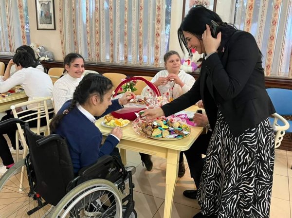 Qubadlı Təhsil Şöbəsi sağlamlıq imkanları məhdud uşaqları sevindirdi -FOTOLAR