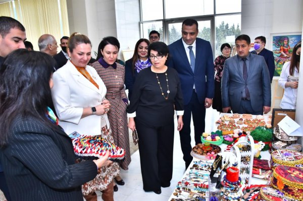 Sumqayıtda “Türkdilli xalqların Novruz adət-ənənələri” adlı beynəlxalq konfrans keçirilib - FOTOLAR Sumqayıtda “Türkdilli xalqların Novruz adət-ənənələri” adlı beynəlxalq konfrans keçirilib - FOTOLAR