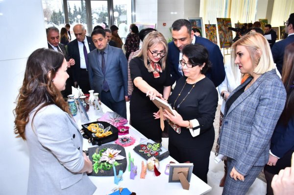 Sumqayıtda “Türkdilli xalqların Novruz adət-ənənələri” adlı beynəlxalq konfrans keçirilib - FOTOLAR Sumqayıtda “Türkdilli xalqların Novruz adət-ənənələri” adlı beynəlxalq konfrans keçirilib - FOTOLAR