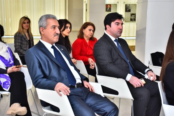 Sumqayıtda “Türkdilli xalqların Novruz adət-ənənələri” adlı beynəlxalq konfrans keçirilib - FOTOLAR Sumqayıtda “Türkdilli xalqların Novruz adət-ənənələri” adlı beynəlxalq konfrans keçirilib - FOTOLAR
