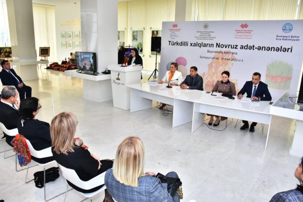 Sumqayıtda “Türkdilli xalqların Novruz adət-ənənələri” adlı beynəlxalq konfrans keçirilib - FOTOLAR Sumqayıtda “Türkdilli xalqların Novruz adət-ənənələri” adlı beynəlxalq konfrans keçirilib - FOTOLAR