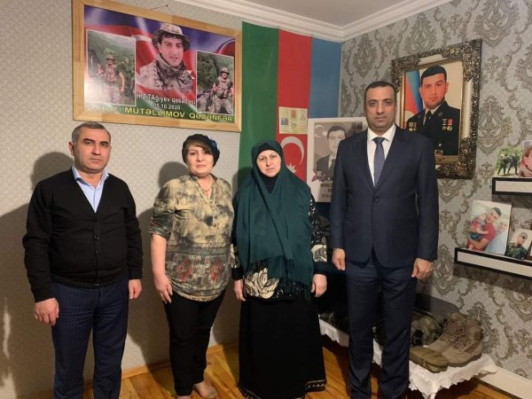 Sumqayıt Regional Mədəniyyət İdarəsi Novruz bayramı ilə əlaqədar şəhid və qazi ailələrinə baş çəkib -FOTO