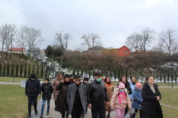 Sumqayıtlı məktəblilər “Tarixə səyahət” etdilər - FOTOLAR