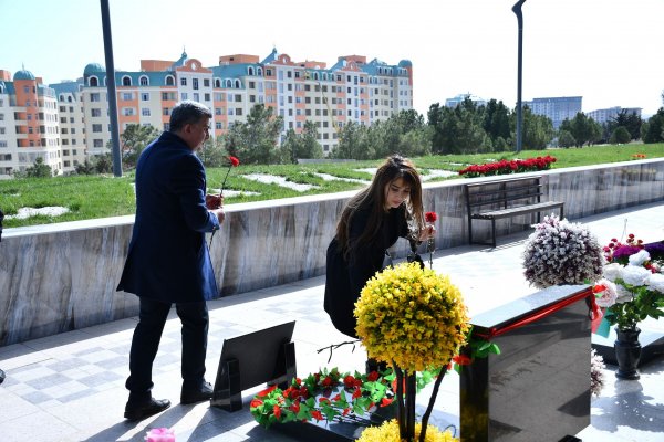 Sumqayıtda Aprel şəhidlərinin xatirəsi anılıb -FOTOLAR