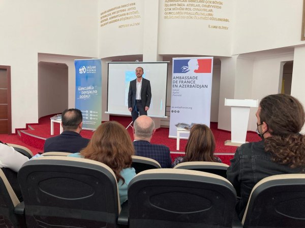 “Sağlam Düşüncə” Gənclər Təşkilatı Sumqayıtda  EKOmiks  layihəsi çərçivəsində təqdimat keçirib - FOTOLAR
