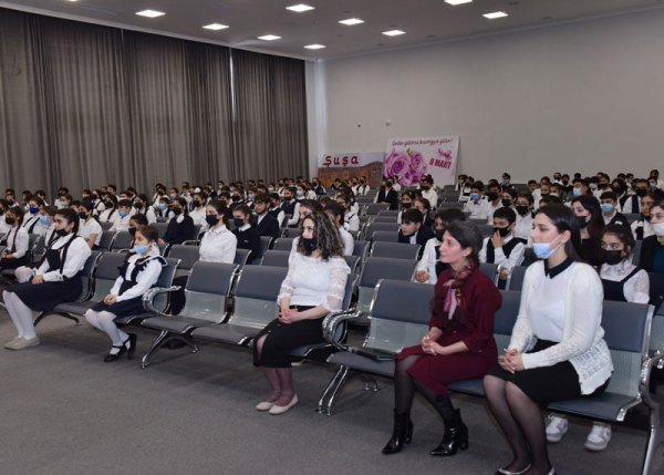 Uşaqlara qarşı yol verilən zorakılıq halları ilə bağlı Sumqayıtda maarifləndirici tədbir keçirilib - FOTOLAR