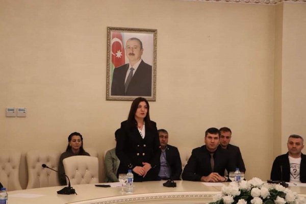 Sumqayıtda “Ulu Öndər Heydər Əliyev irsinin təbliği” mövzusunda dəyirmi masa keçirilib -FOTO Sumqayıtda “Ulu Öndər Heydər Əliyev irsinin təbliği” mövzusunda dəyirmi masa keçirilib -FOTO