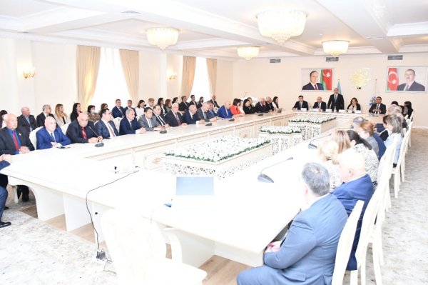 Sumqayıtda “11 Apreldən Zəfərə”  elmi-praktik konfrans keçirilib - FOTOLAR